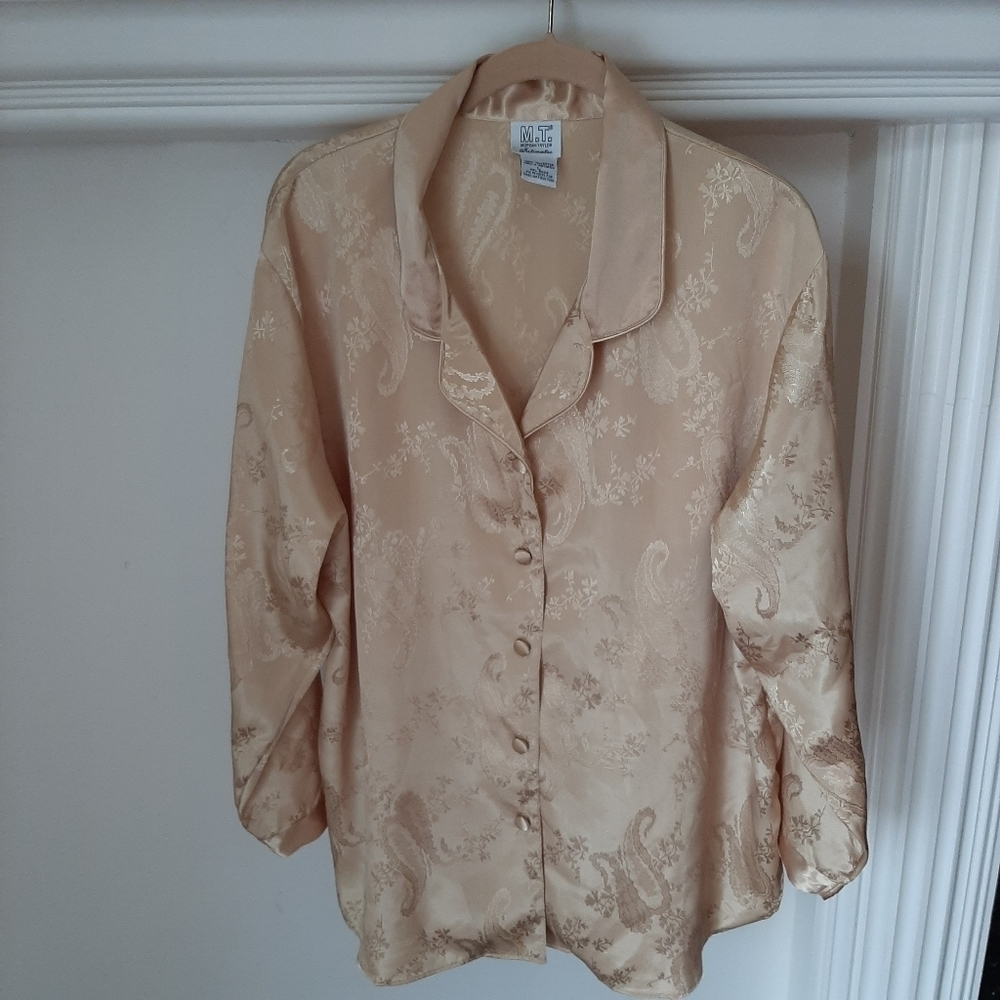 EUC MORGAN TAYLOR INTIMATES PAJAMA TOP - Picture 2 of 7